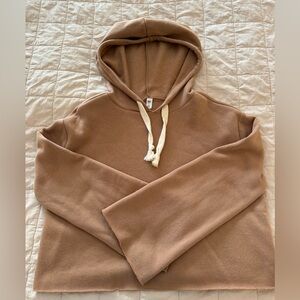 BP Cropped Hoodie